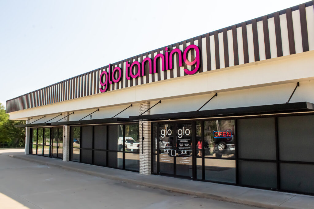 A Glo Tanning storefront in Norman West.